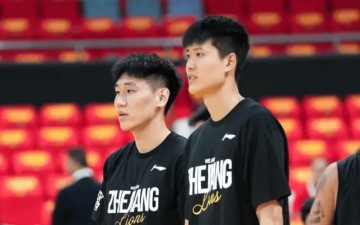 电竞赛事直播-崔新泉常规赛出战8场场均贡献0.6分，季后赛出战1场未得分