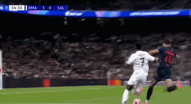 1737586689637030392.gif 4-0维尼修斯.gif